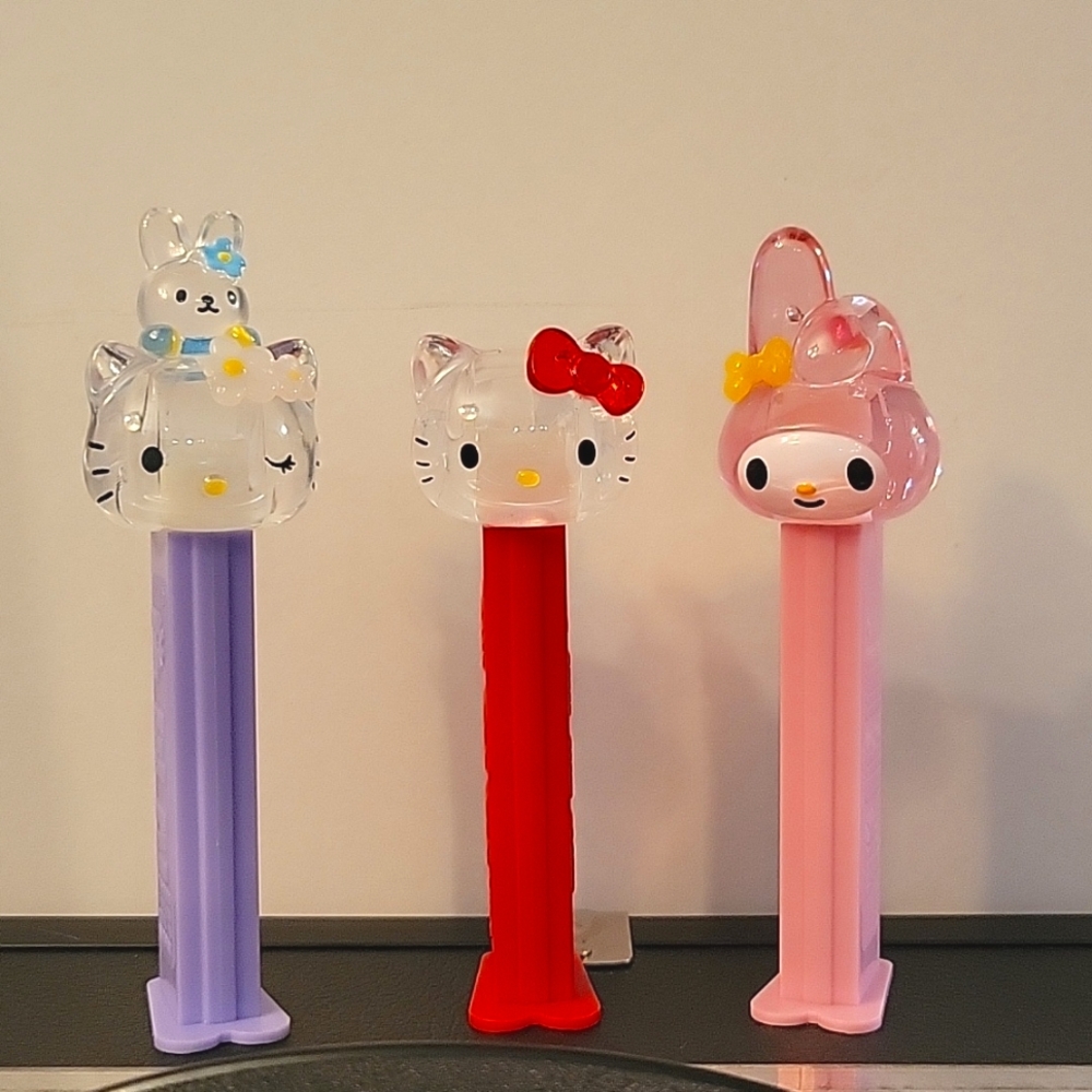 Hello Kitty Pez